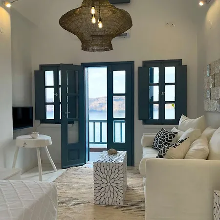 Charming Santorini - 1 Bedroom - Wonderful Sea Views And Perfect For A Couples Getaway - Villa